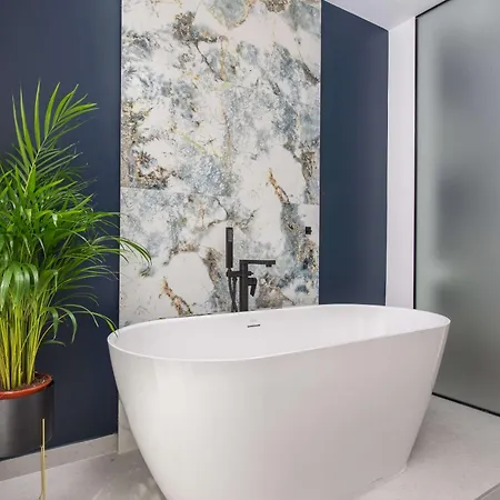 Отель Samstag Parkzone Сплит