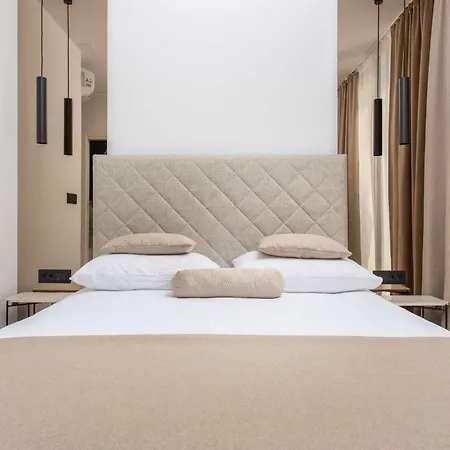 Samstag Parkzone Отель Сплит